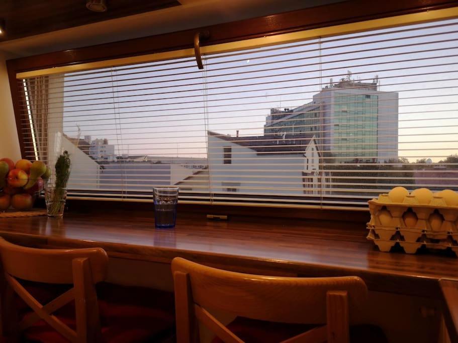 Shalom Corner *parking For Free* * Krakau